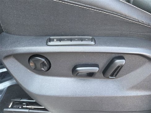 Used 2022 Volkswagen Atlas SEL image 16