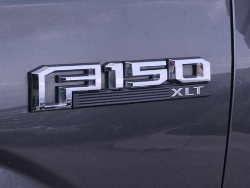 Used 2018 Ford F150 XLT w/ Equipment Group 302A Luxury AWD/4WD image 13