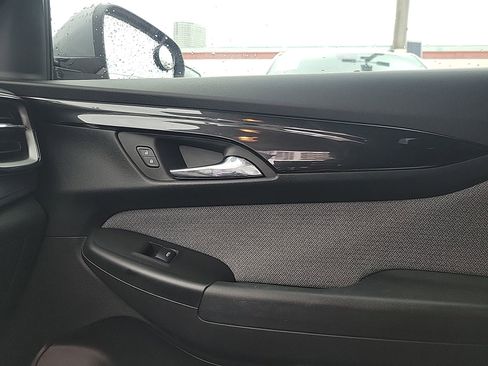 Used 2025 Chevrolet TrailBlazer LT image 29