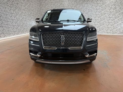 Used 2021 Lincoln Navigator Black Label w/ Cargo Convenience Package image 4