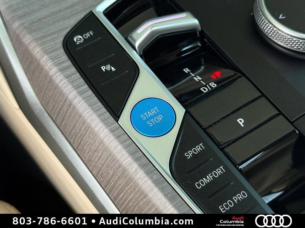 Used 2025 BMW i4 eDrive40 RWD image 29