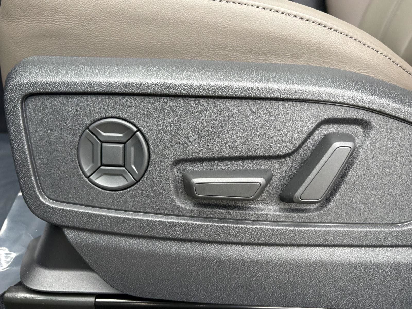 New 2026 Audi Q5 Premium Plus AWD/4WD image 11