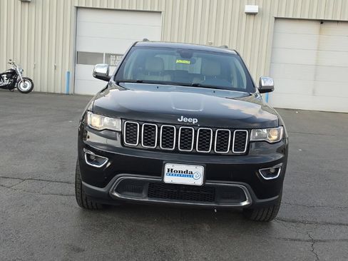Used 2018 Jeep Grand Cherokee Limited AWD/4WD image 2