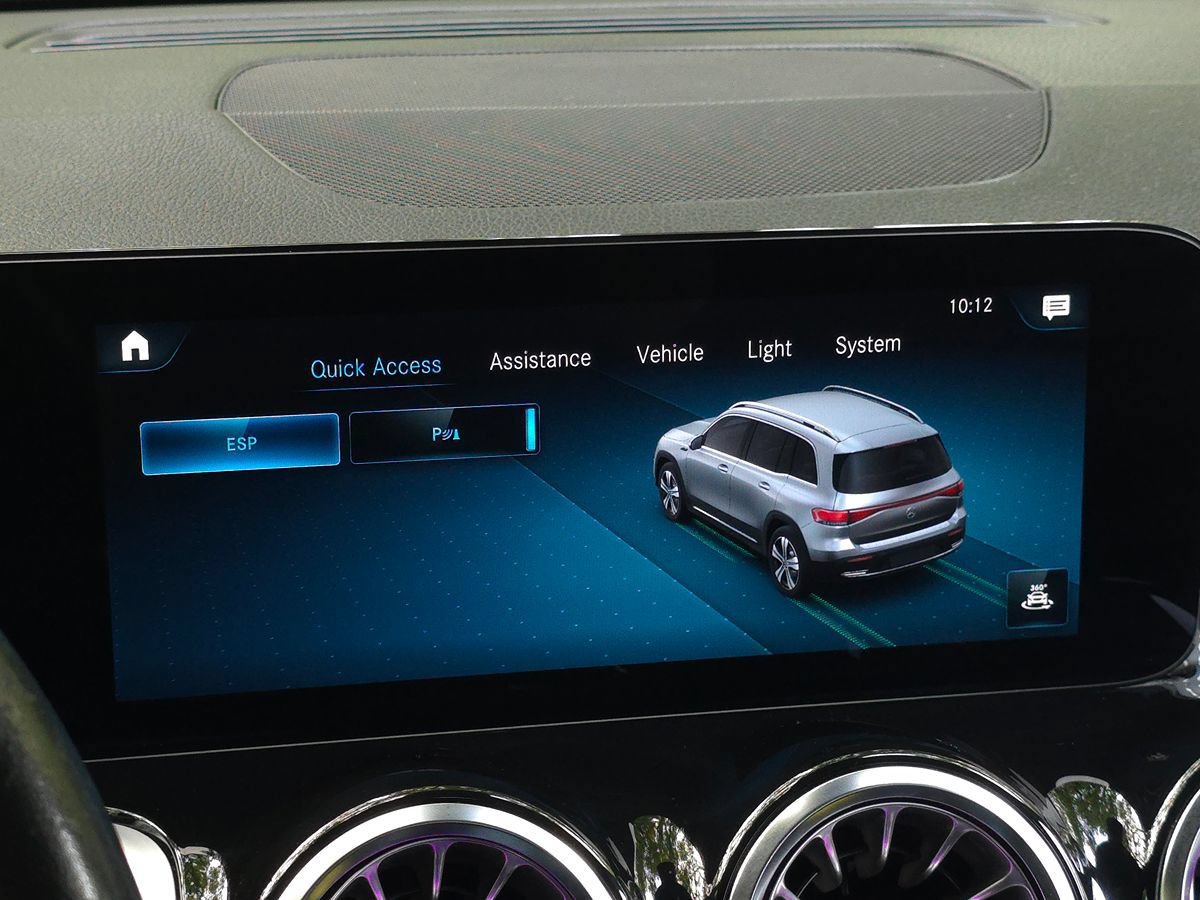 Used 2023 Mercedes-Benz EQB 300 4MATIC w/ Pinnacle Package image 36