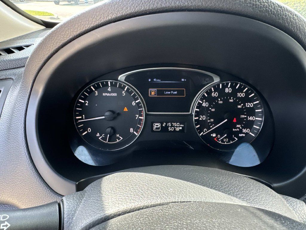 Used 2014 Nissan Altima 2.5 S FWD image 25