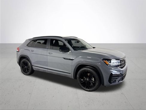 Used 2023 Volkswagen Atlas Cross Sport SEL R-Line image 4