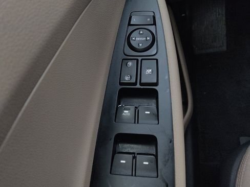 Used 2019 Hyundai Tucson Value w/ Cargo Package image 27