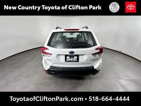 Used 2022 Subaru Forester image 4