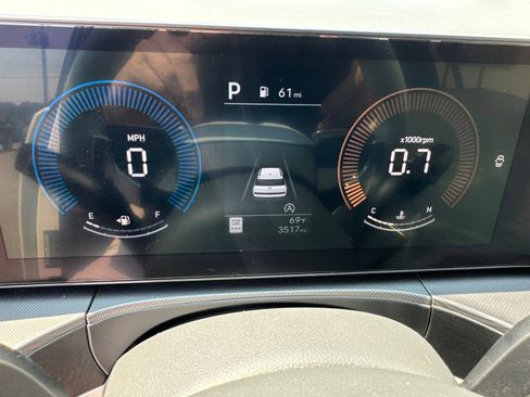 Certified 2026 Hyundai Santa Fe SE FWD image 32
