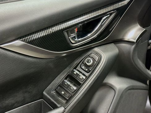 Used 2018 Subaru Crosstrek 2.0i Limited image 22