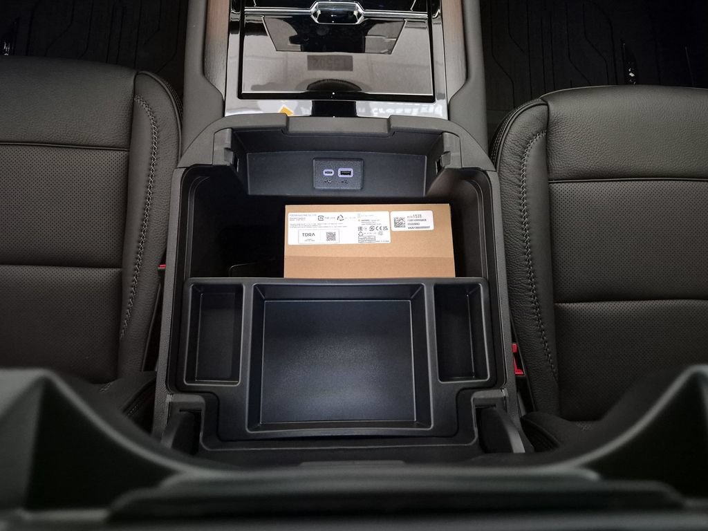 New 2026 GMC Yukon XL Denali w/ Advanced Technology Package AWD/4WD image 31