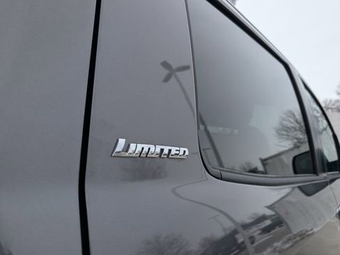 Used 2015 Toyota Tundra Limited image 21