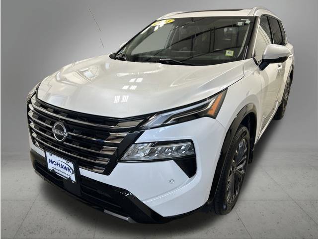 Used 2024 Nissan Rogue Platinum w/ Platinum Premium Package AWD/4WD image 1