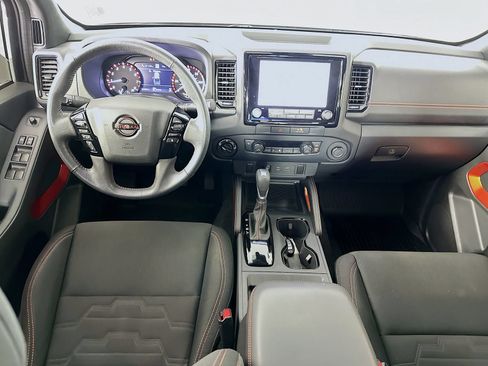 Used 2022 Nissan Frontier PRO-4X w/ Technology Package AWD/4WD image 21