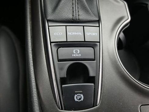 Used 2024 Toyota Camry XSE image 14