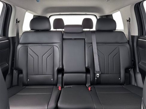 New 2026 Hyundai Santa Fe SEL image 16