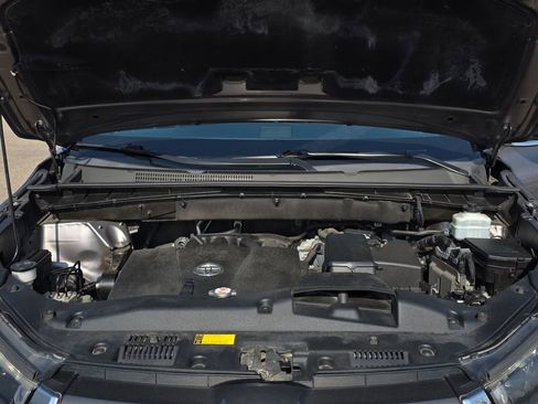 Used 2019 Toyota Highlander Limited Platinum image 33