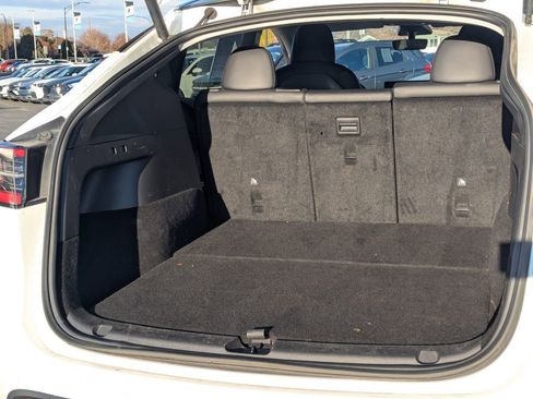 Used 2021 Tesla Model Y Long Range image 28