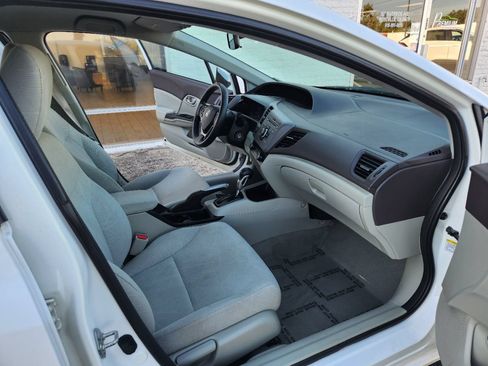 Used 2012 Honda Civic LX image 13