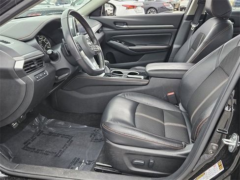 Used 2024 Nissan Altima 2.5 SR image 5