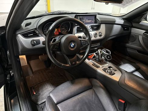 Used 2015 BMW Z4 sDrive35i RWD image 10