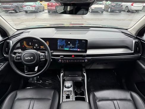 Used 2025 Kia Sorento EX image 26