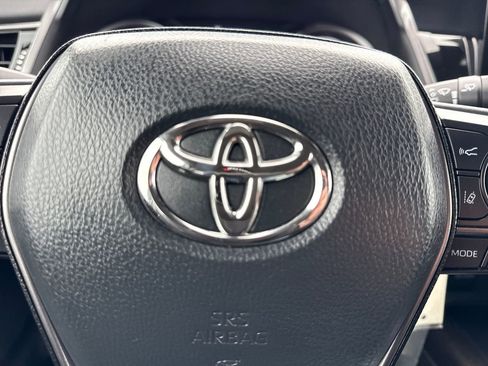 Used 2023 Toyota Camry SE image 28