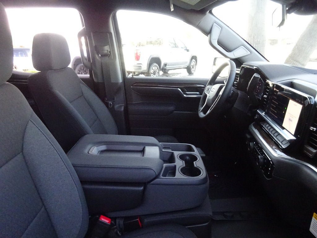 New 2026 Chevrolet Silverado 1500 RST AWD/4WD image 16