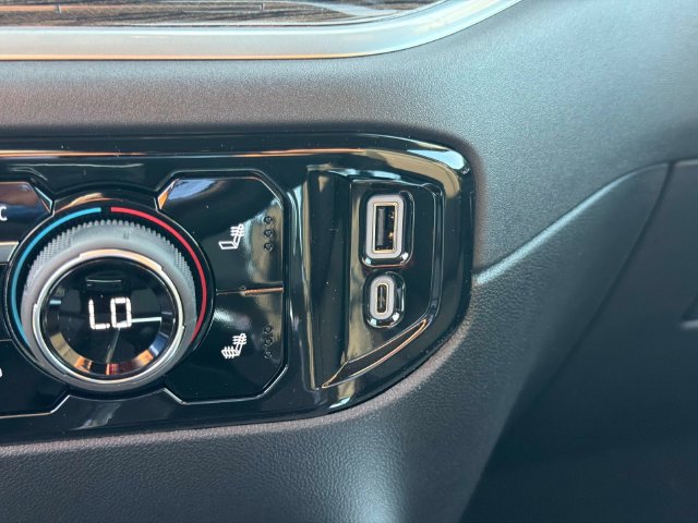 New 2026 Chevrolet Silverado 1500 RST w/ RST All Star Premium Package AWD/4WD image 29