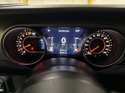 Used 2021 Jeep Gladiator Sport AWD/4WD image 12