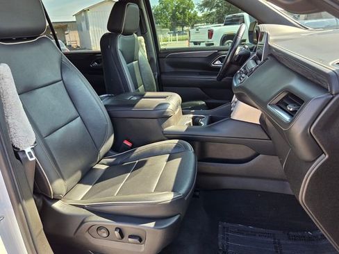 Used 2021 GMC Yukon XL SLT RWD image 16
