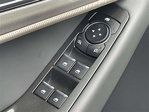 New 2026 Ford Explorer Active w/ Active Comfort Package image 16