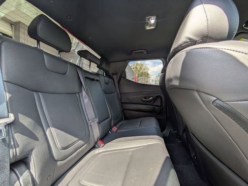 Used 2025 Hyundai Santa Cruz SEL FWD image 27