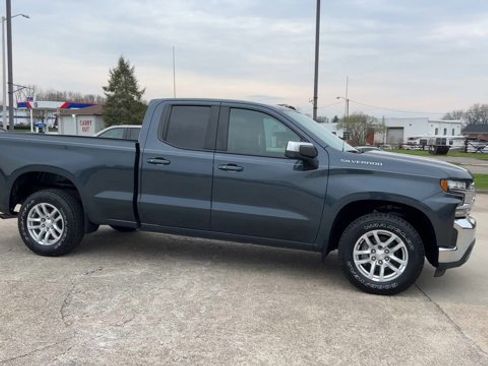 Used 2019 Chevrolet Silverado 1500 LT w/ All-Star Edition image 2