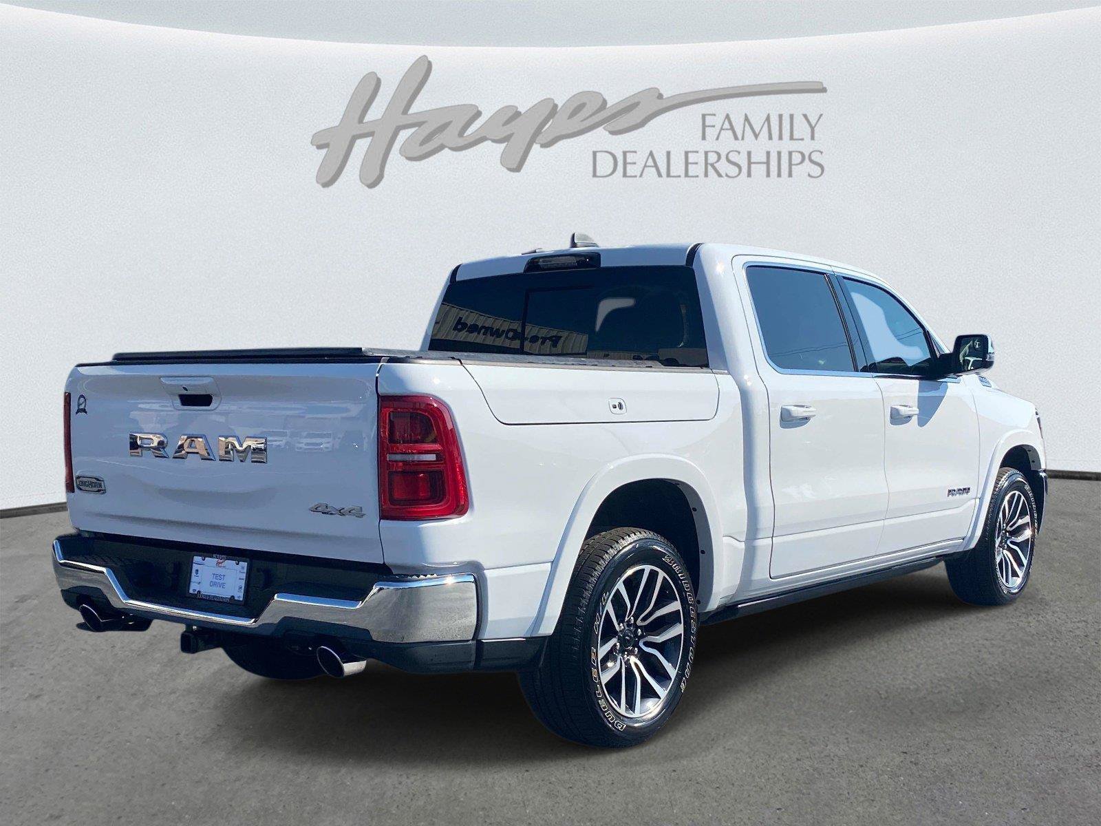 Used 2026 RAM 1500 Limited AWD/4WD image 3