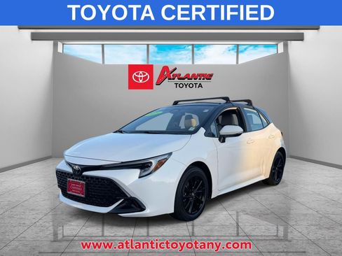 Certified 2025 Toyota Corolla SE image 2