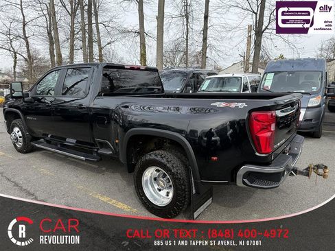 Used 2025 Chevrolet Silverado 3500 LT w/ Safety Package image 4