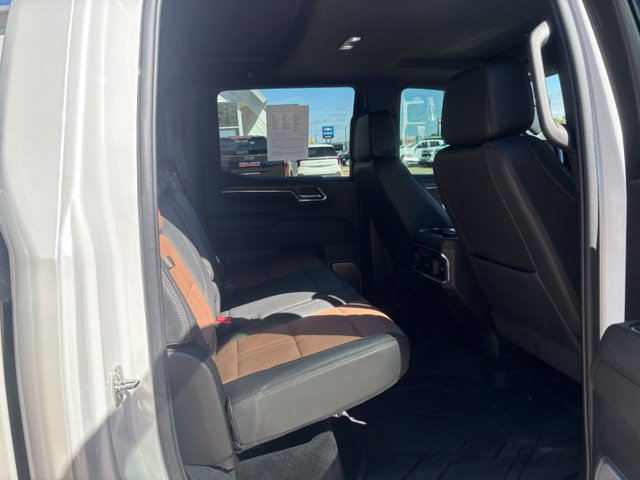 Used 2024 Chevrolet Silverado 1500 High Country AWD/4WD image 14