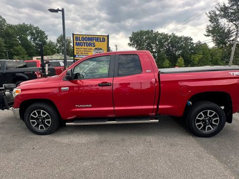 Used 2016 Toyota Tundra SR5 w/ TRD Off Road Package AWD/4WD image 8