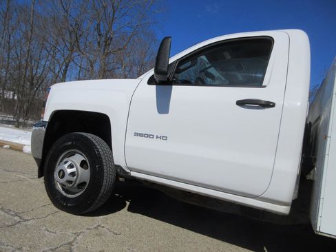 Used 2015 Chevrolet Silverado 3500 W/T image 27