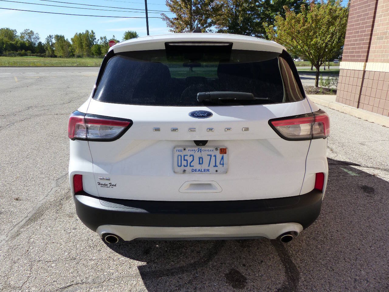 Used 2021 Ford Escape SE FWD image 8