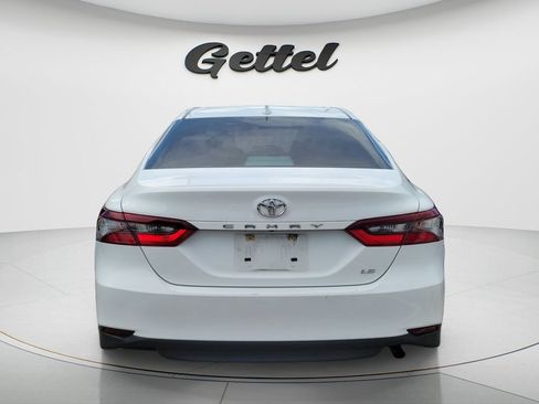 Used 2021 Toyota Camry LE w/ Convenience Package FWD image 4
