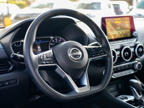 Used 2024 Nissan Sentra SV image 14