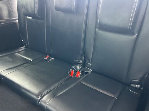 Certified 2017 Toyota Highlander SE image 19