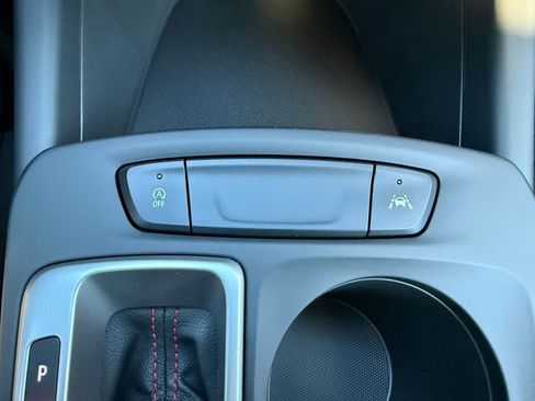 New 2026 Chevrolet Trax RS w/ Sunroof Package image 25