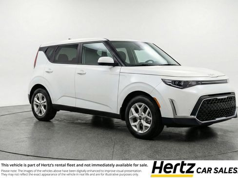 Used 2025 Kia Soul LX w/ LX Technology Package FWD image 1
