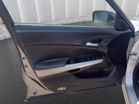 Used 2013 Honda Crosstour EX-L image 14