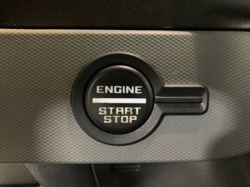 Used 2022 Ford Bronco 2-Door AWD/4WD image 24