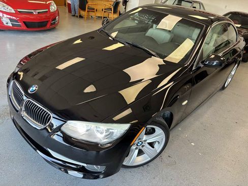 Used 2011 BMW 328i Convertible RWD image 6