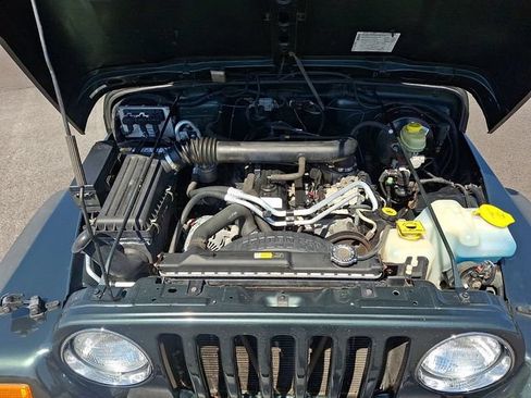 Used 2004 Jeep Wrangler 4WD w/ 30" Tire & Wheel Group image 28